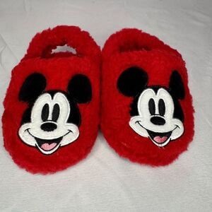 babyGap | Disney Mickey Mouse
Sherpa Slippers